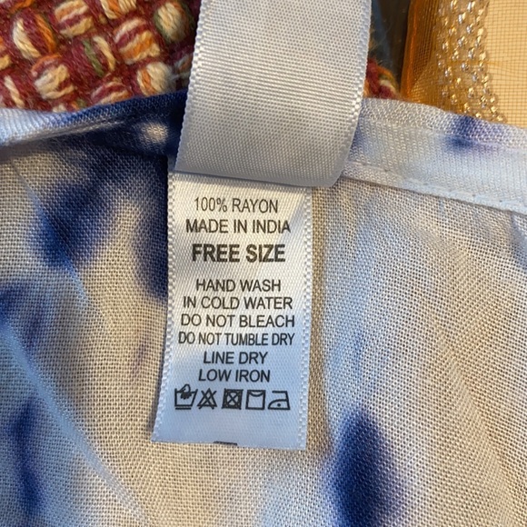 Top - Picture 6 of 7